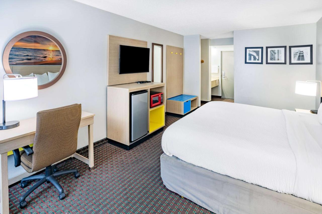 College Park Days Inn By Wyndham Hartsfield Jackson Atlanta Airport West מראה חיצוני תמונה