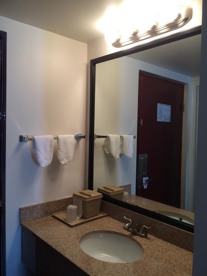 College Park Days Inn By Wyndham Hartsfield Jackson Atlanta Airport West מראה חיצוני תמונה