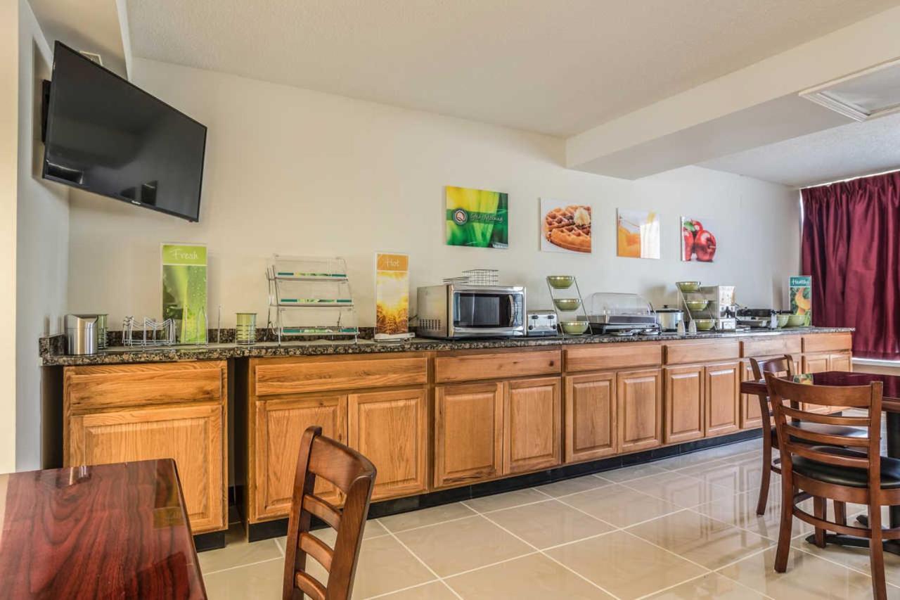 College Park Days Inn By Wyndham Hartsfield Jackson Atlanta Airport West מראה חיצוני תמונה