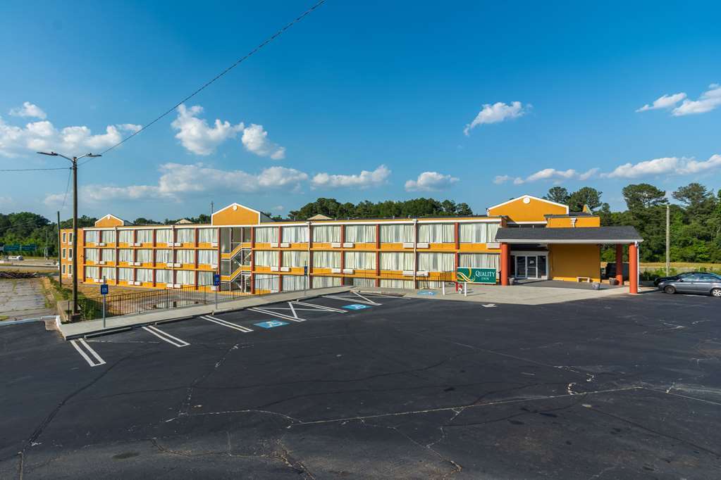 College Park Days Inn By Wyndham Hartsfield Jackson Atlanta Airport West מראה חיצוני תמונה