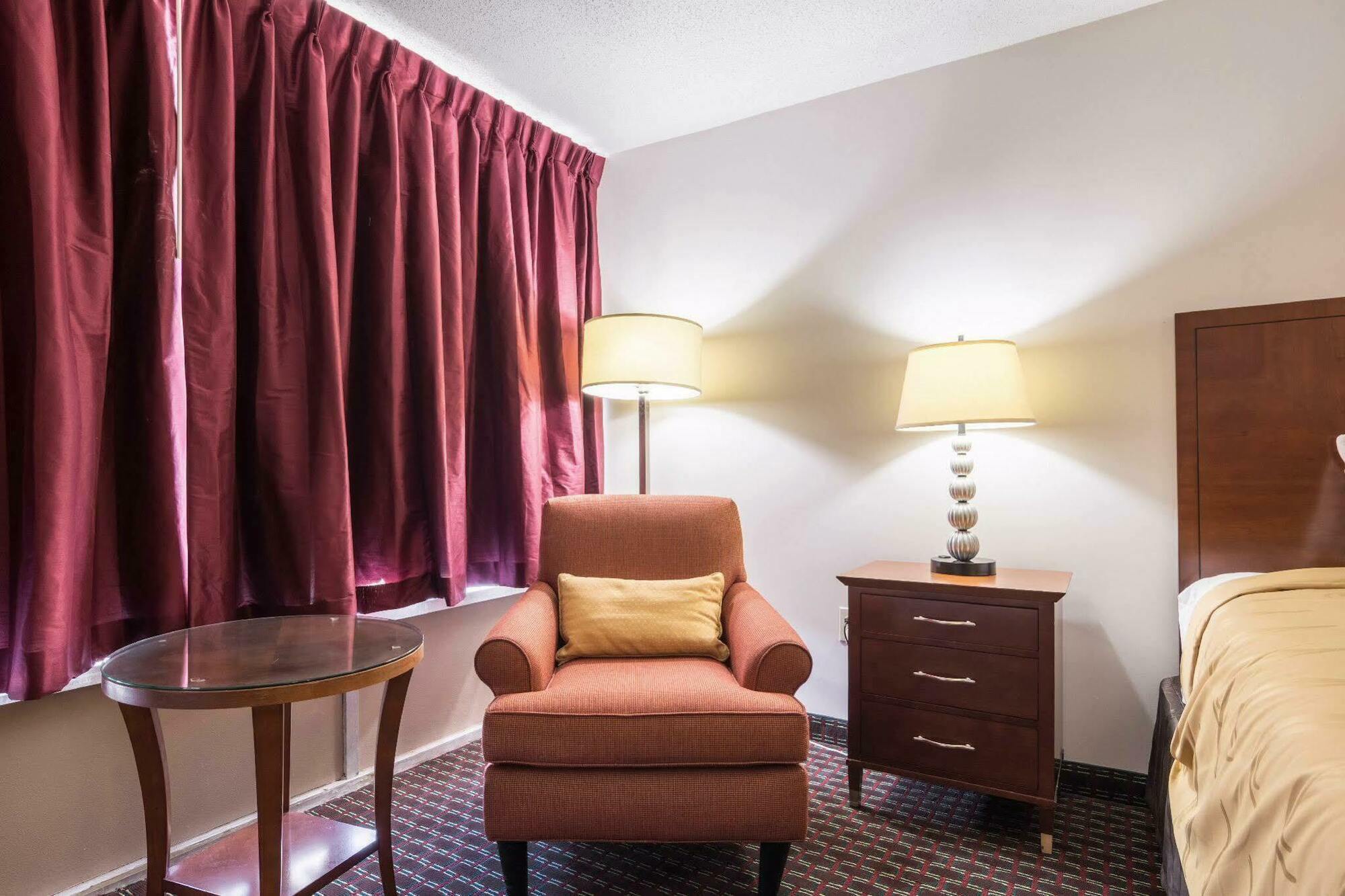 College Park Days Inn By Wyndham Hartsfield Jackson Atlanta Airport West מראה חיצוני תמונה