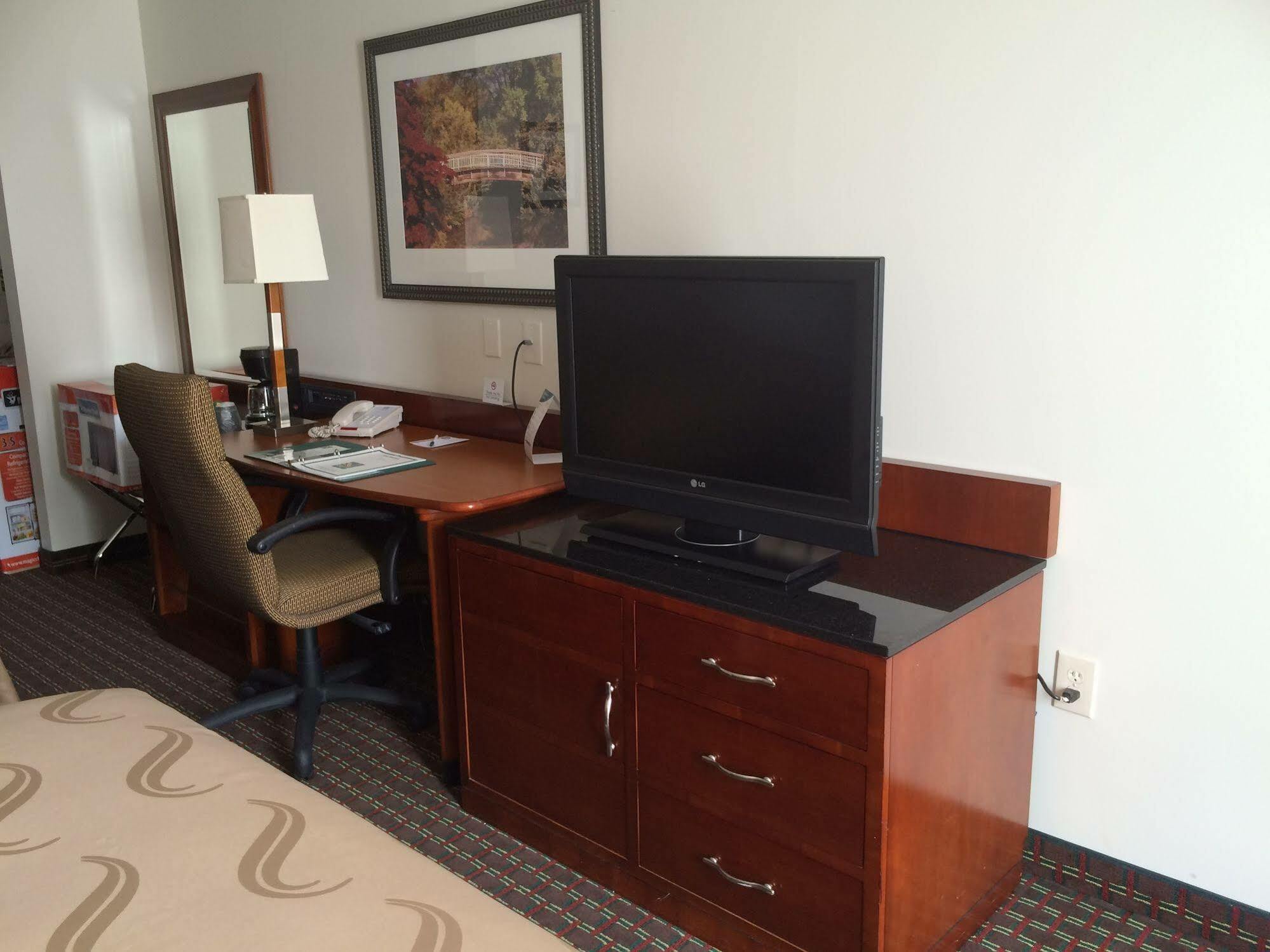 College Park Days Inn By Wyndham Hartsfield Jackson Atlanta Airport West מראה חיצוני תמונה