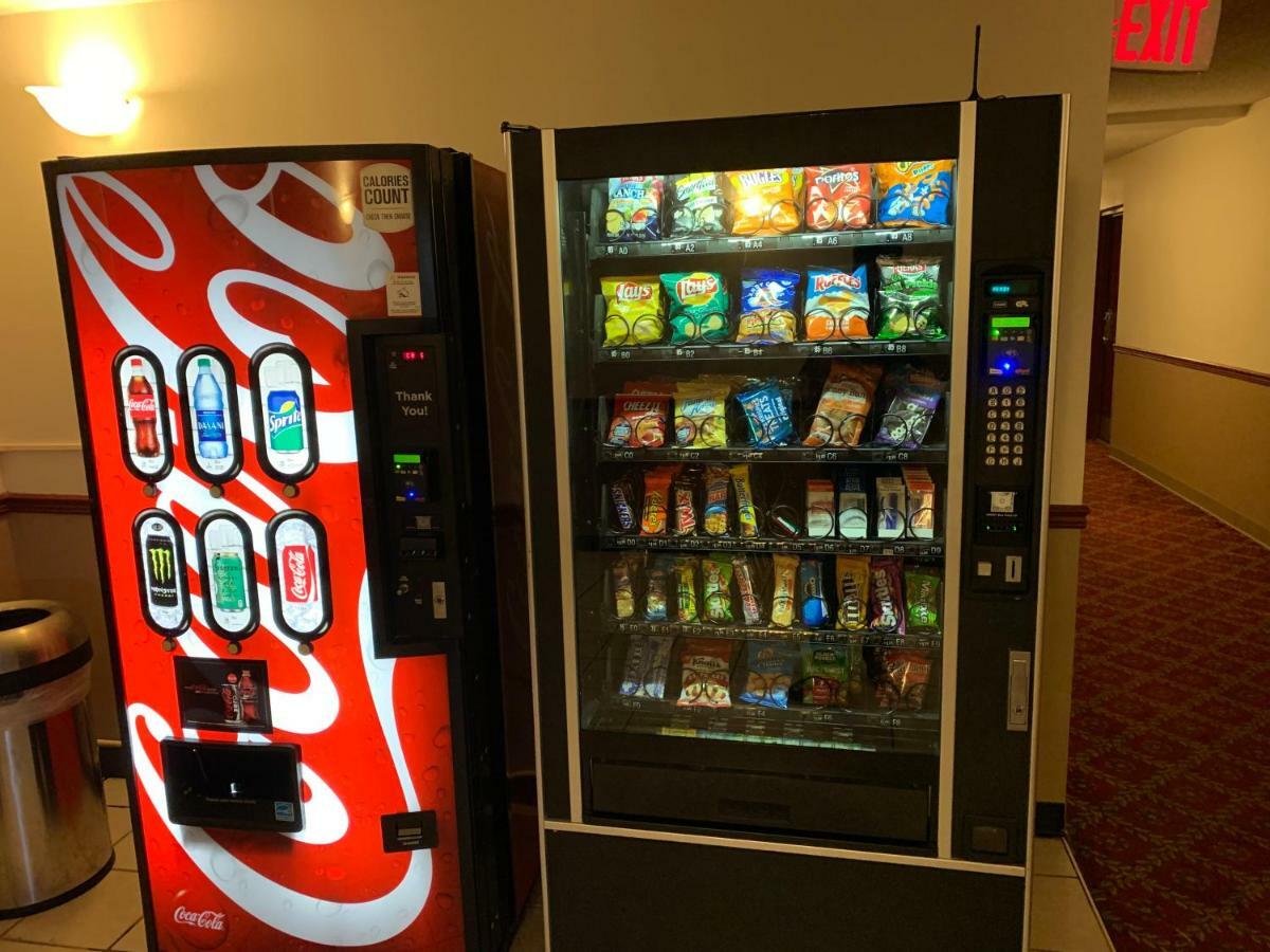 College Park Days Inn By Wyndham Hartsfield Jackson Atlanta Airport West מראה חיצוני תמונה