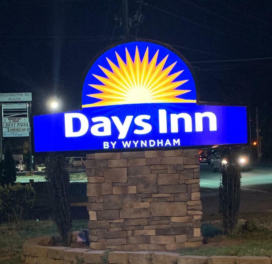 College Park Days Inn By Wyndham Hartsfield Jackson Atlanta Airport West מראה חיצוני תמונה