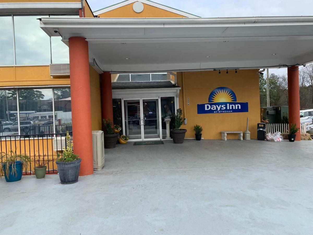 College Park Days Inn By Wyndham Hartsfield Jackson Atlanta Airport West מראה חיצוני תמונה